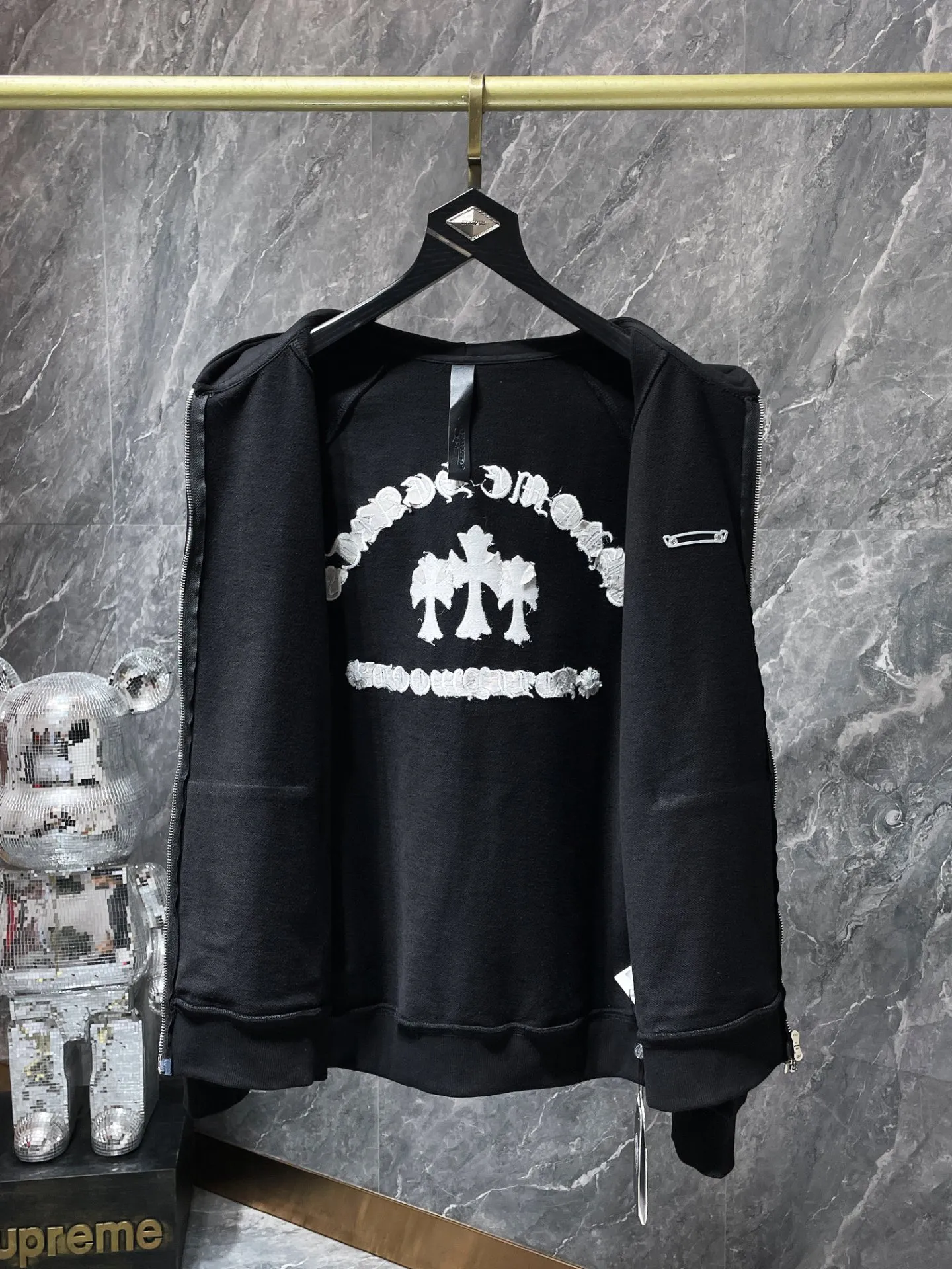 P270 Chrome Hearts Autumn and Winter 2025 counter sync ❤️ Chrome Hearts red U Sailin On zipper sweatshirt Improved customized version 1:1 high-weight high-quality fabric Recommended color: red black Size: S, M, L, XL